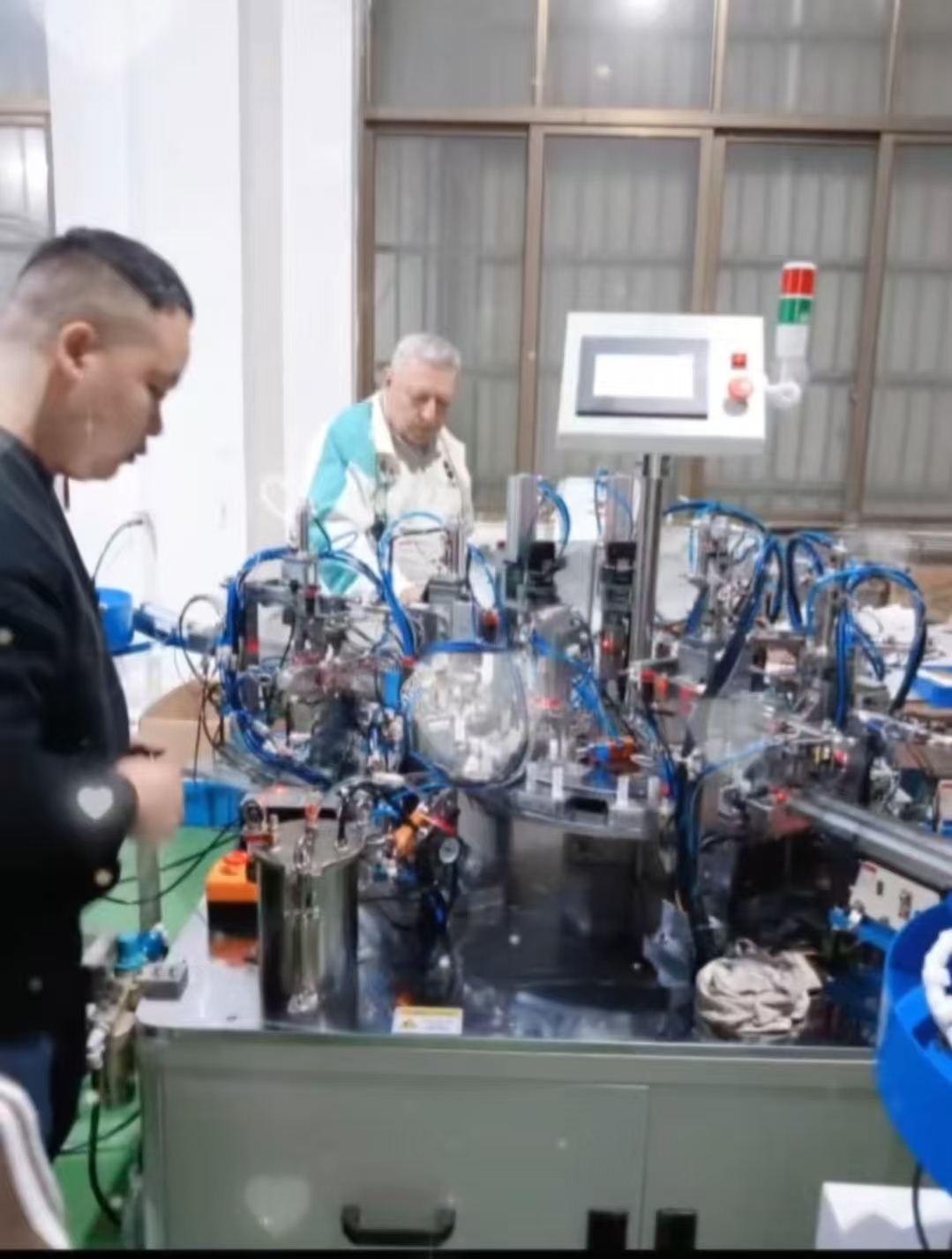 Πελάτες από την Αίγυπτο έρχονται να επισκεφθούν το εργοστάσιό μας